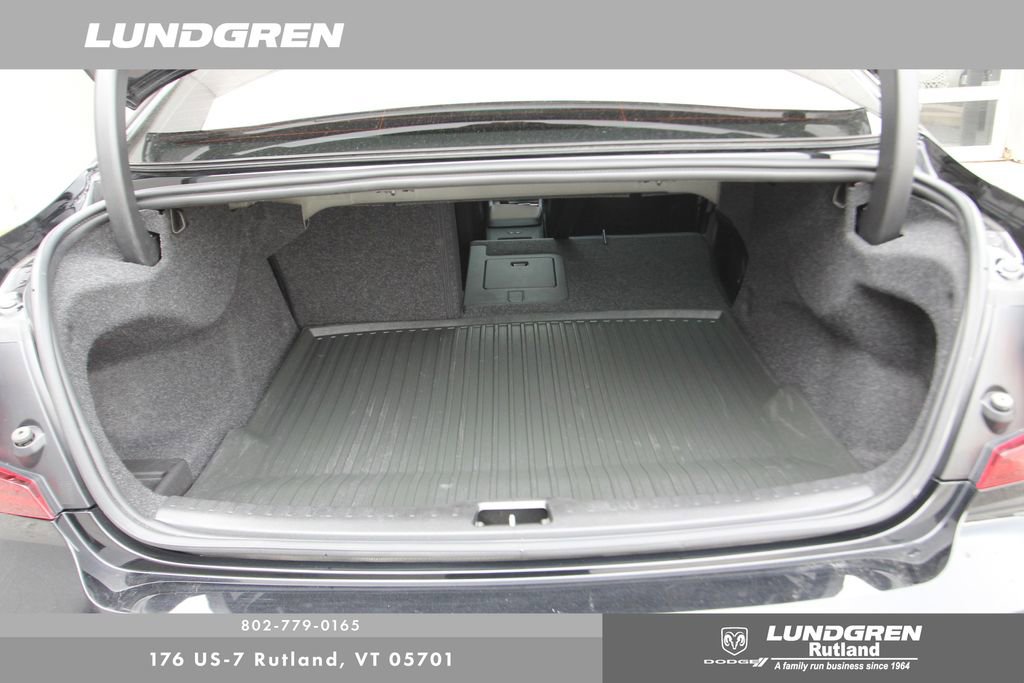 Used 2022 Volvo S60 B5 Momentum w/ Premium Package AWD/4WD image 40