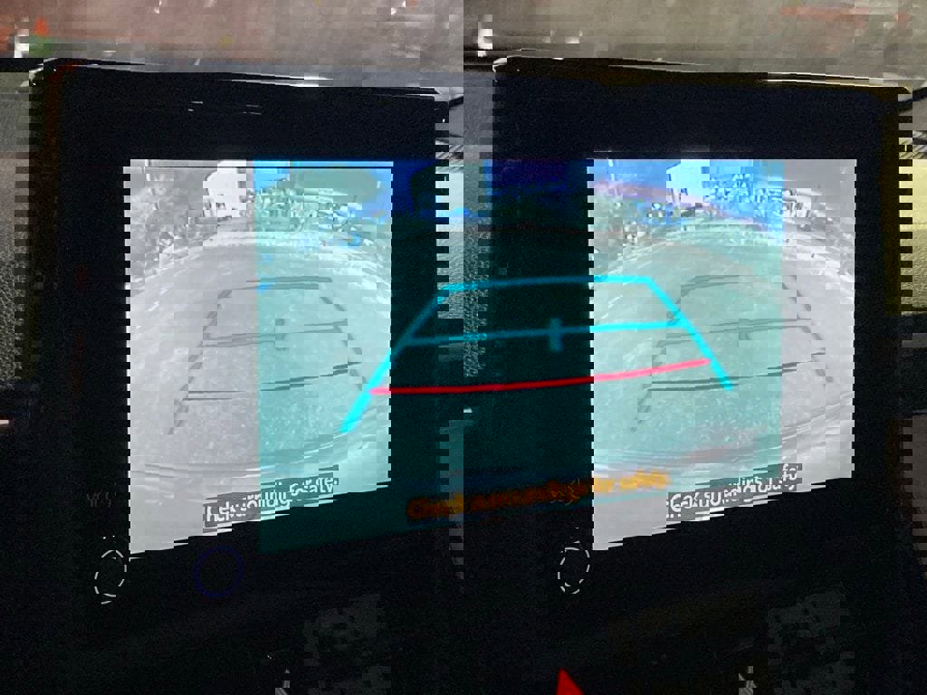 Used 2026 Toyota Corolla Cross L image 19