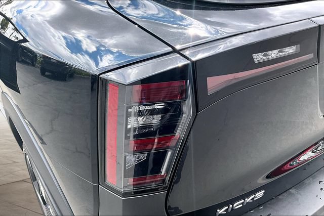 Certified 2025 Nissan Kicks SR AWD/4WD image 22