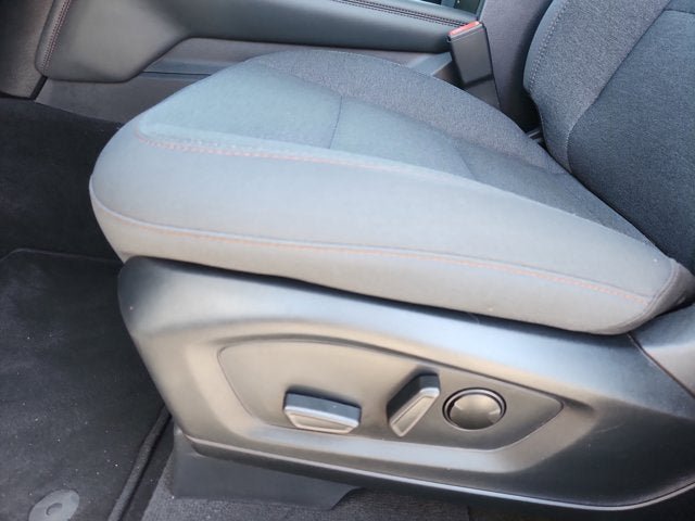 Used 2025 Ford Explorer Active AWD/4WD image 20