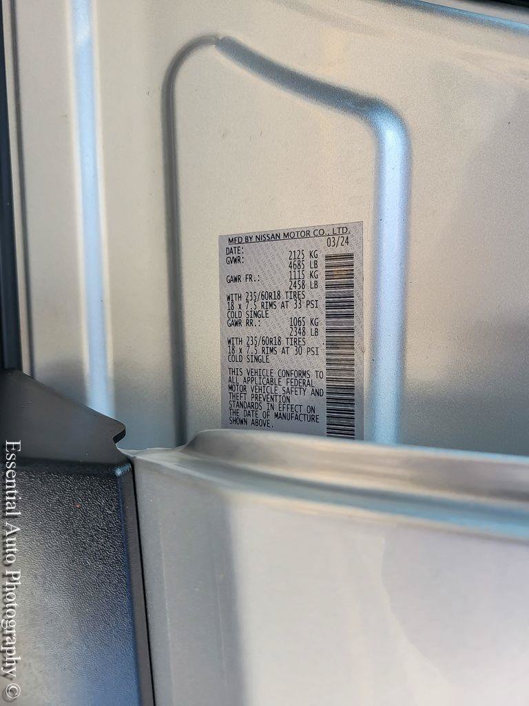 Used 2024 Nissan Rogue SV AWD/4WD image 33