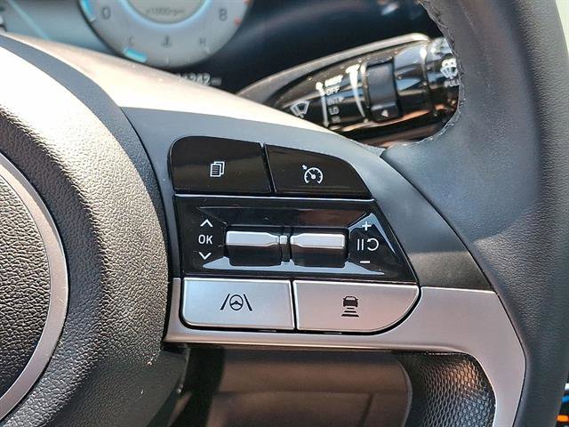 Certified 2023 Hyundai Elantra SEL w/ Convenience Package FWD image 18