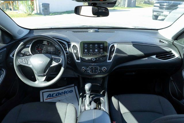 Used 2023 Chevrolet Malibu LT image 15