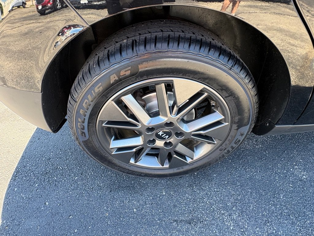 Used 2021 Kia Soul EX FWD image 18
