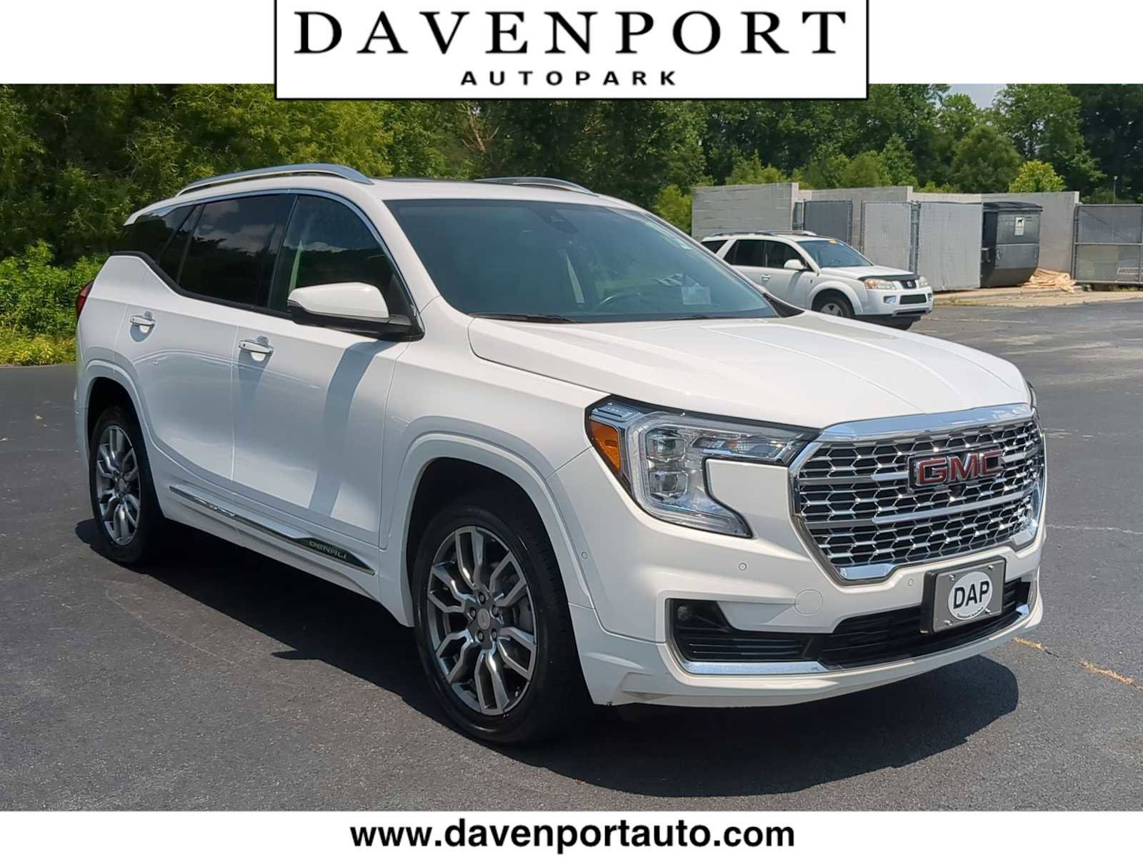 Used 2022 GMC Terrain Denali w/ Denali Premium Package