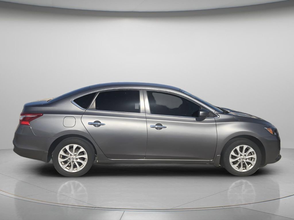 Used 2019 Nissan Sentra SV FWD image 3