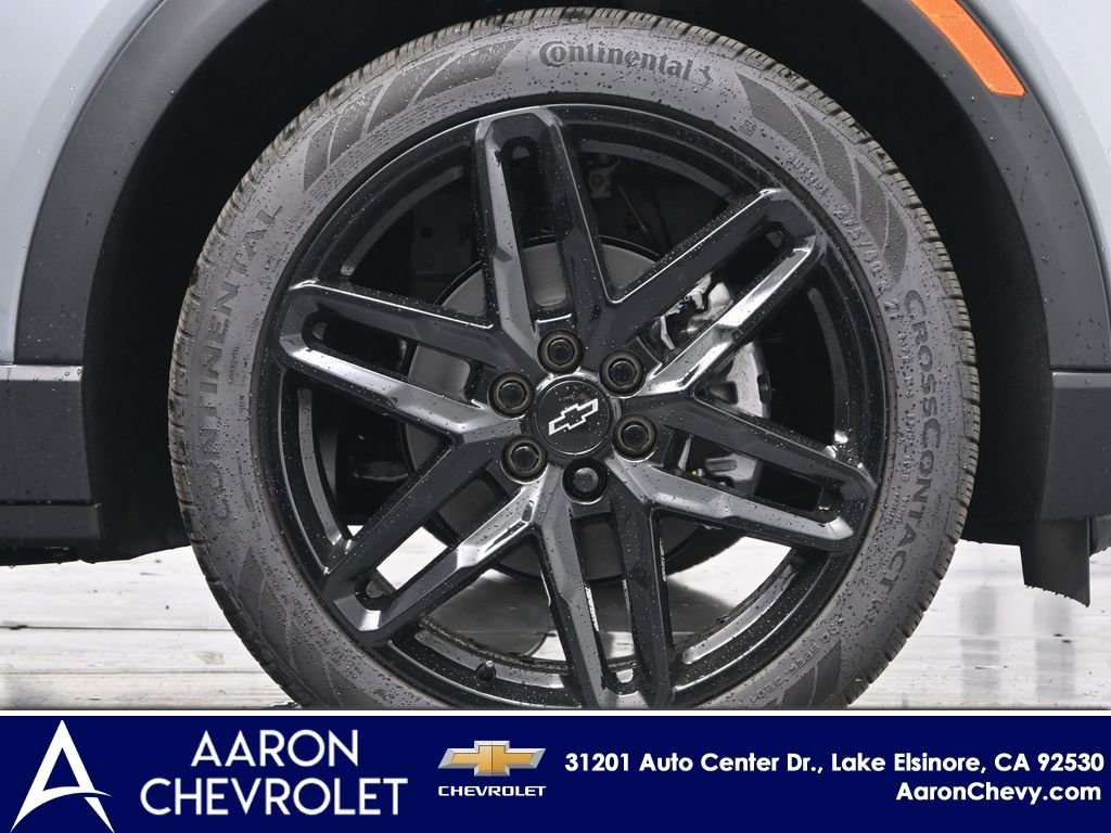 New 2026 Chevrolet Equinox EV LT w/ LPO, Blackout Package AWD/4WD image 36