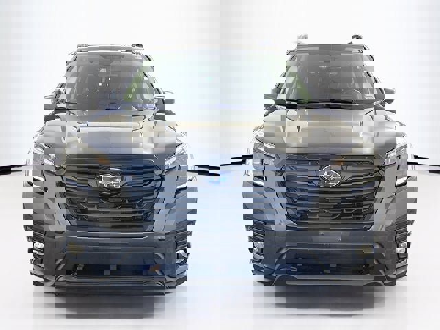 Used 2023 Subaru Forester Premium image 2