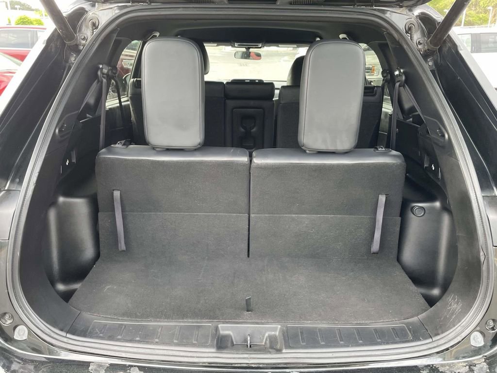 Used 2024 Mitsubishi Outlander SE Black Edition image 11