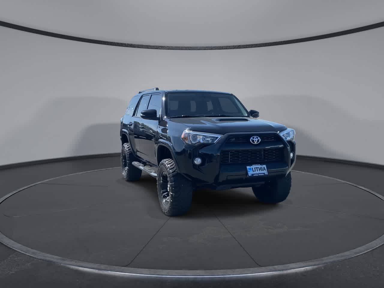Used 2019 Toyota 4Runner TRD Off-Road Premium AWD/4WD image 4