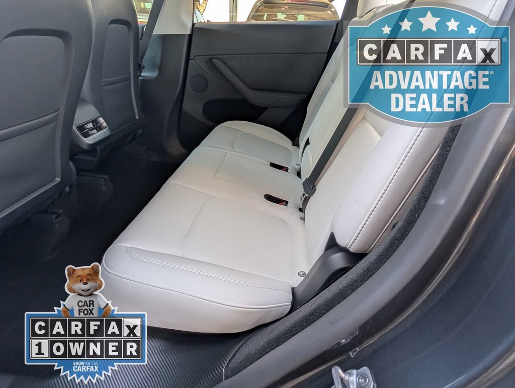 Used 2024 Tesla Model Y Long Range AWD/4WD image 17
