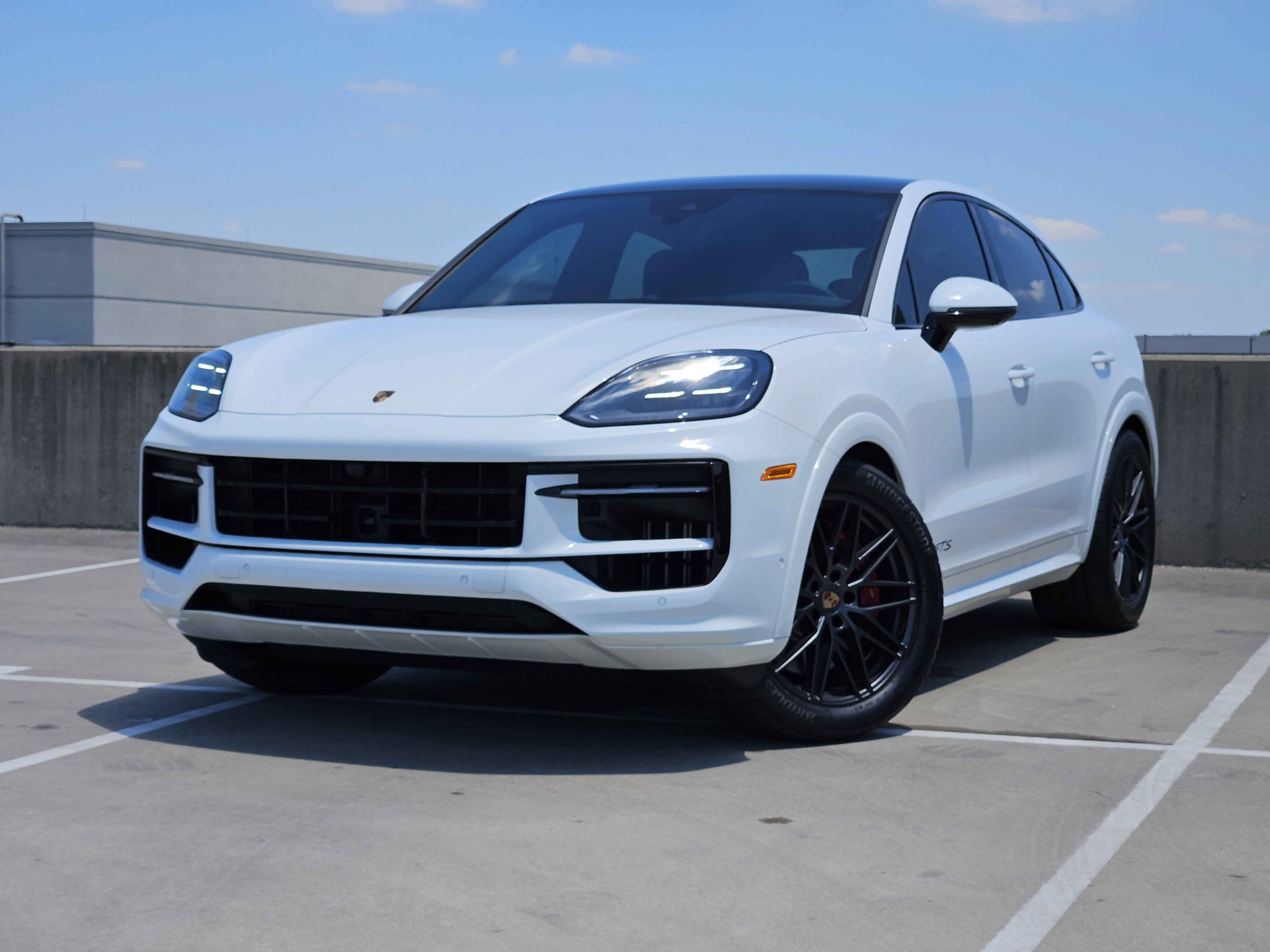 Certified 2025 Porsche Cayenne GTS AWD/4WD image 1