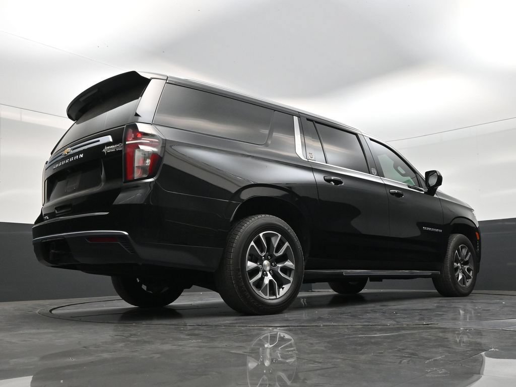 Used 2024 Chevrolet Suburban LS RWD image 24