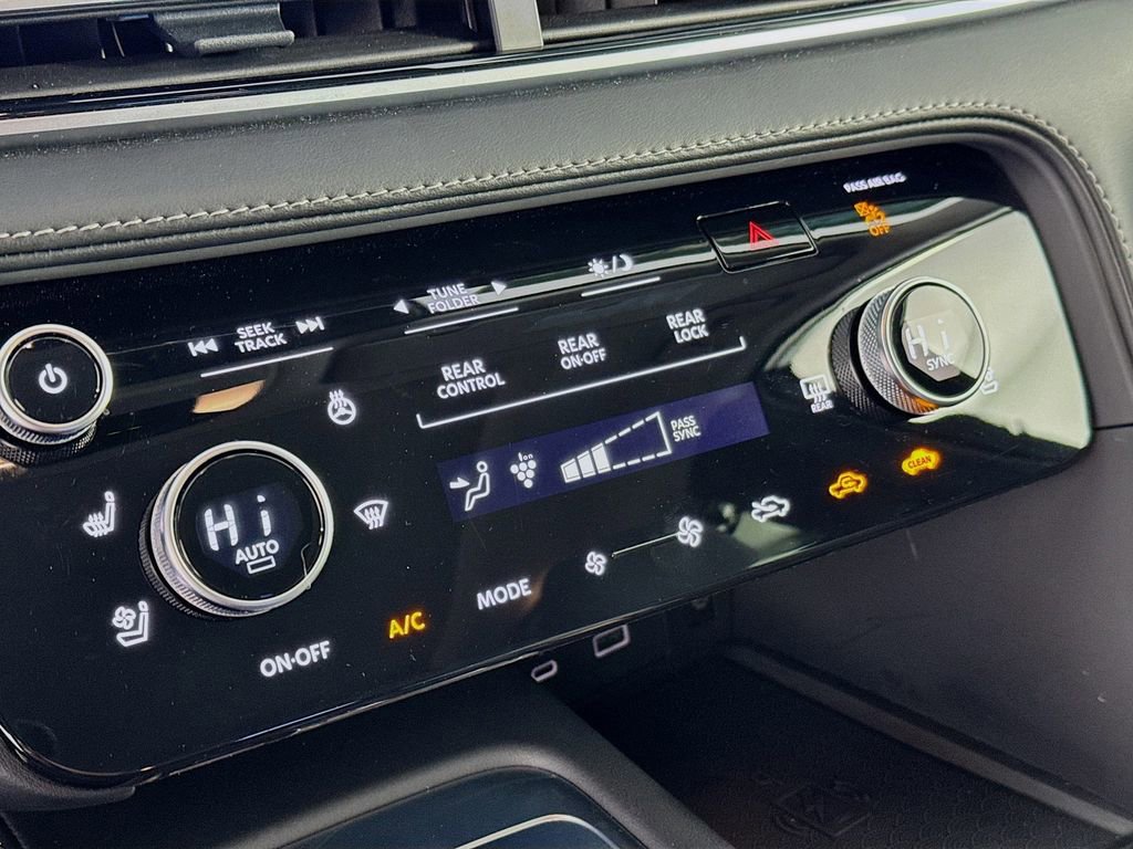 Certified 2025 INFINITI QX60 Sensory image 15