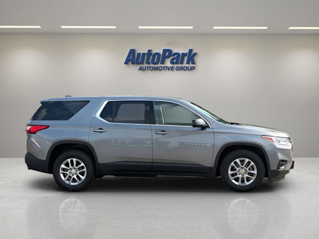 Used 2018 Chevrolet Traverse LS AWD/4WD image 8