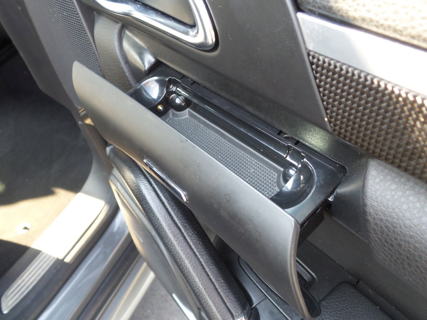 Used 2013 Porsche Cayenne GTS image 43