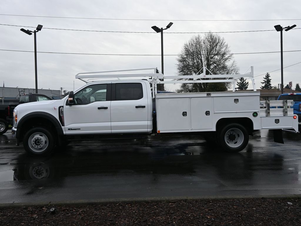 New 2026 Ford F550 4x4 Crew Cab image 8