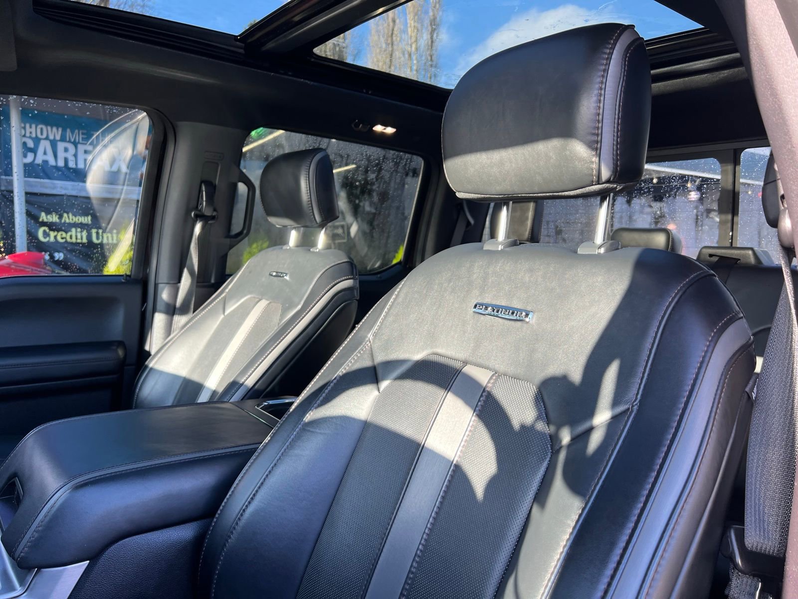 Used 2019 Ford F350 Platinum w/ Platinum Ultimate Package image 30