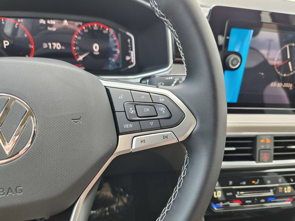 New 2026 Volkswagen Taos SEL AWD/4WD image 17