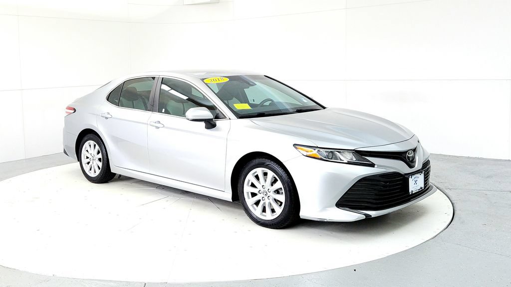 Certified 2018 Toyota Camry LE FWD image 7