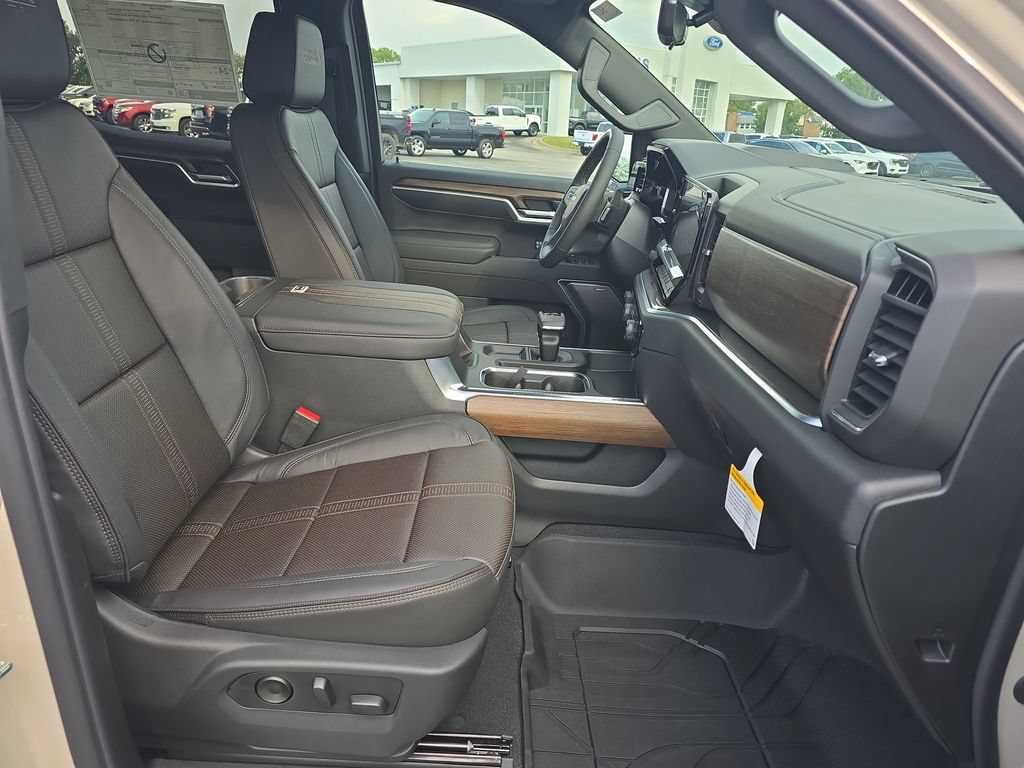 New 2026 Chevrolet Silverado 1500 High Country AWD/4WD image 22