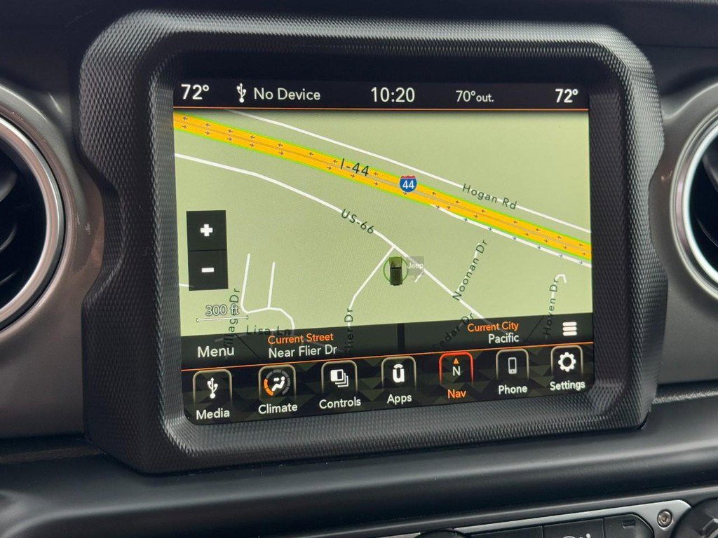 Used 2021 Jeep Wrangler Unlimited Sahara w/ Uconnect 4C Nav & Sound Group image 20