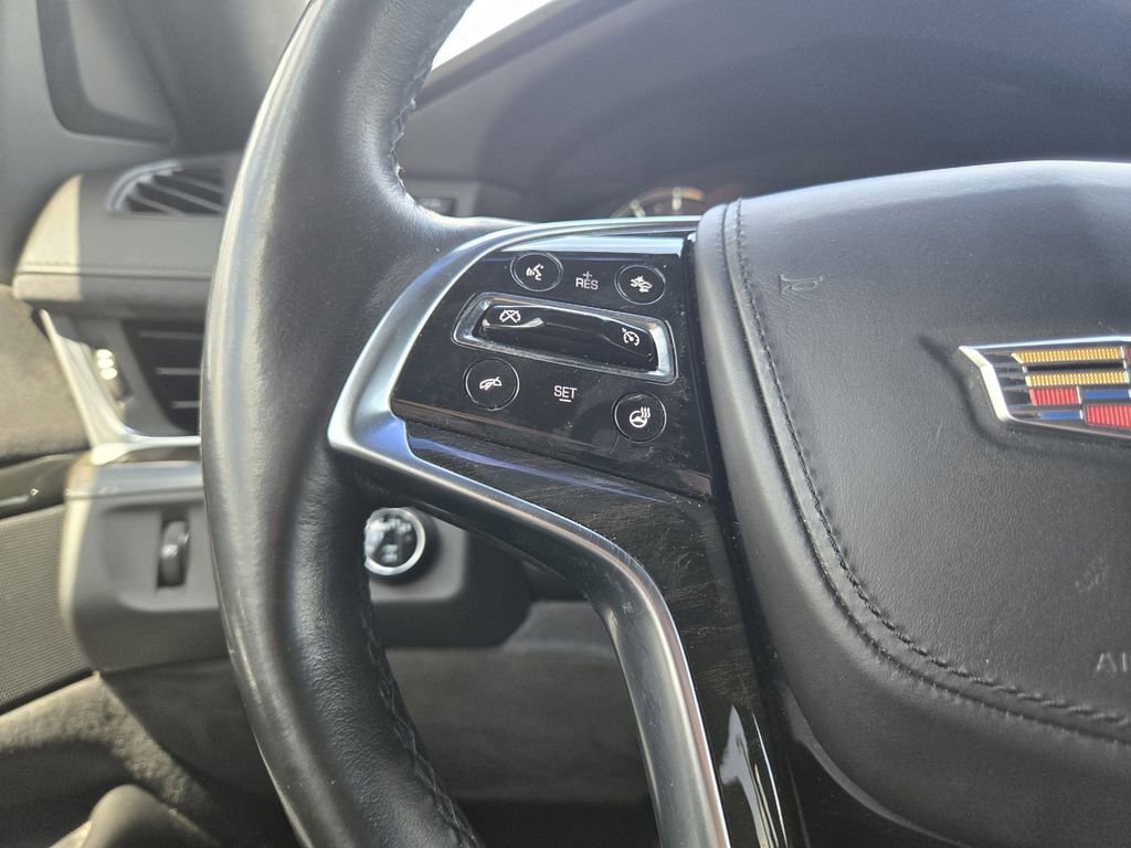 Used 2017 Cadillac Escalade Platinum image 15