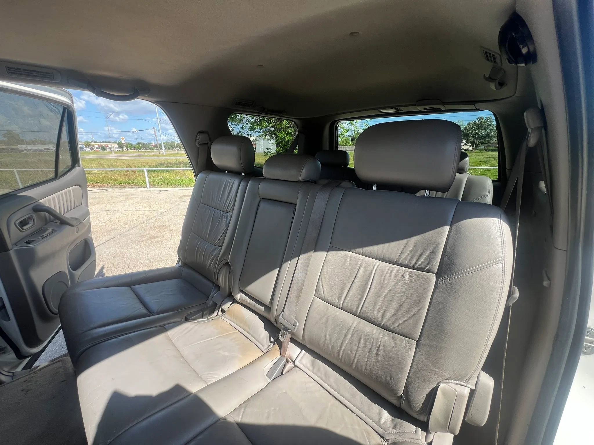 Used 2003 Toyota Sequoia Limited RWD image 9