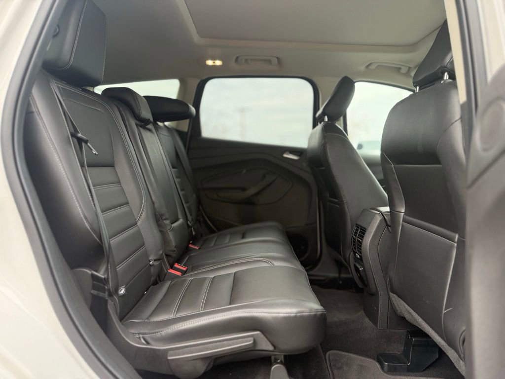 Used 2018 Ford Escape Titanium w/ Ford Safe & Smart Package image 18