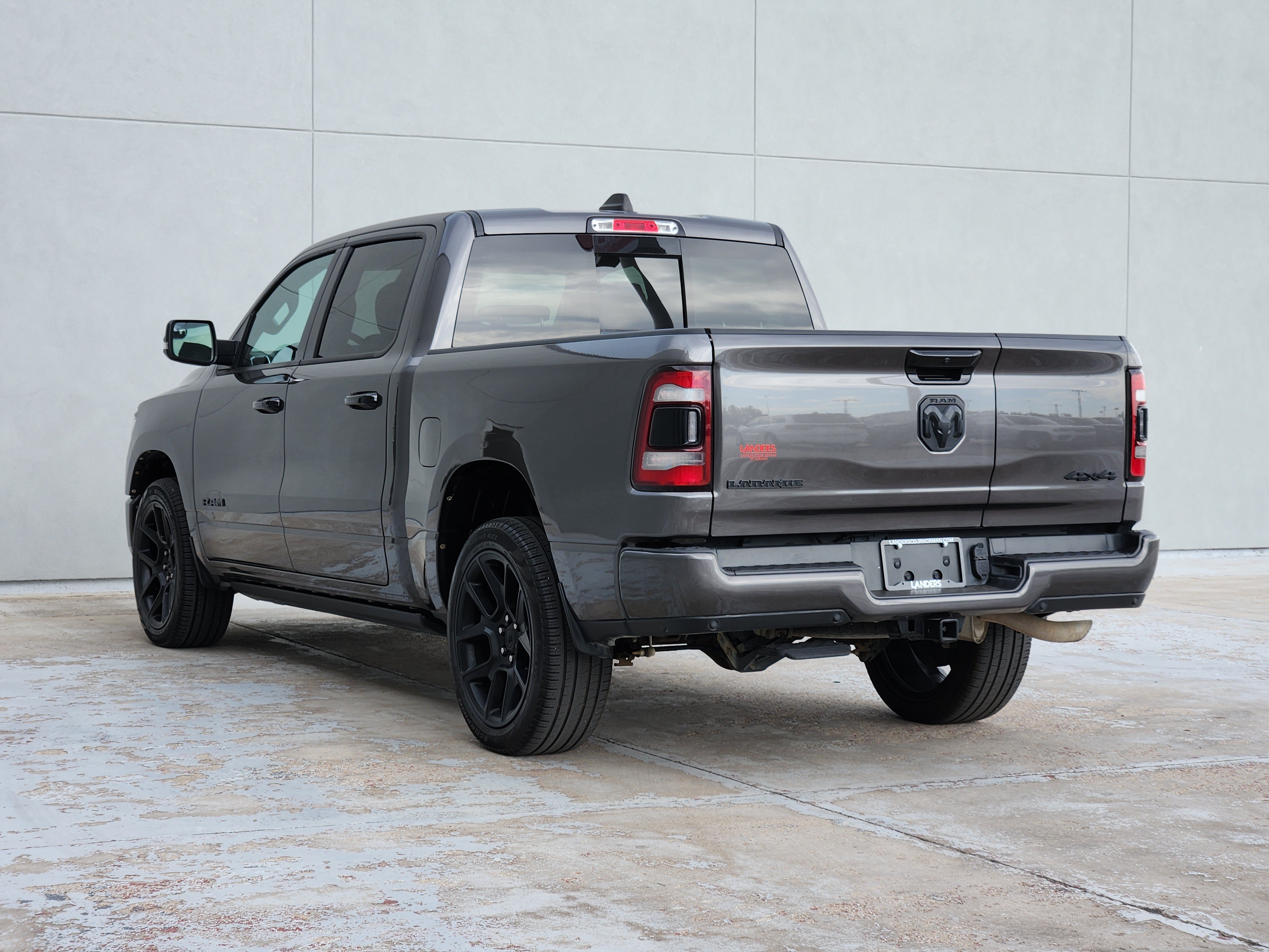 Used 2023 RAM 1500 Laramie AWD/4WD image 6