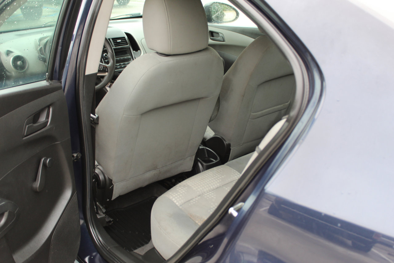 Used 2015 Chevrolet Sonic LS image 16