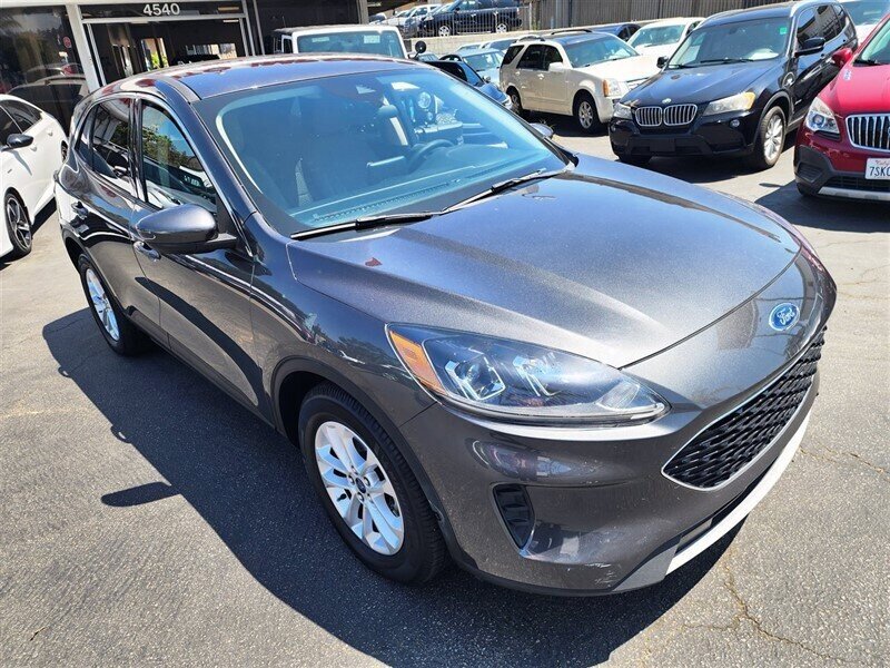 Used 2020 Ford Escape SE image 8