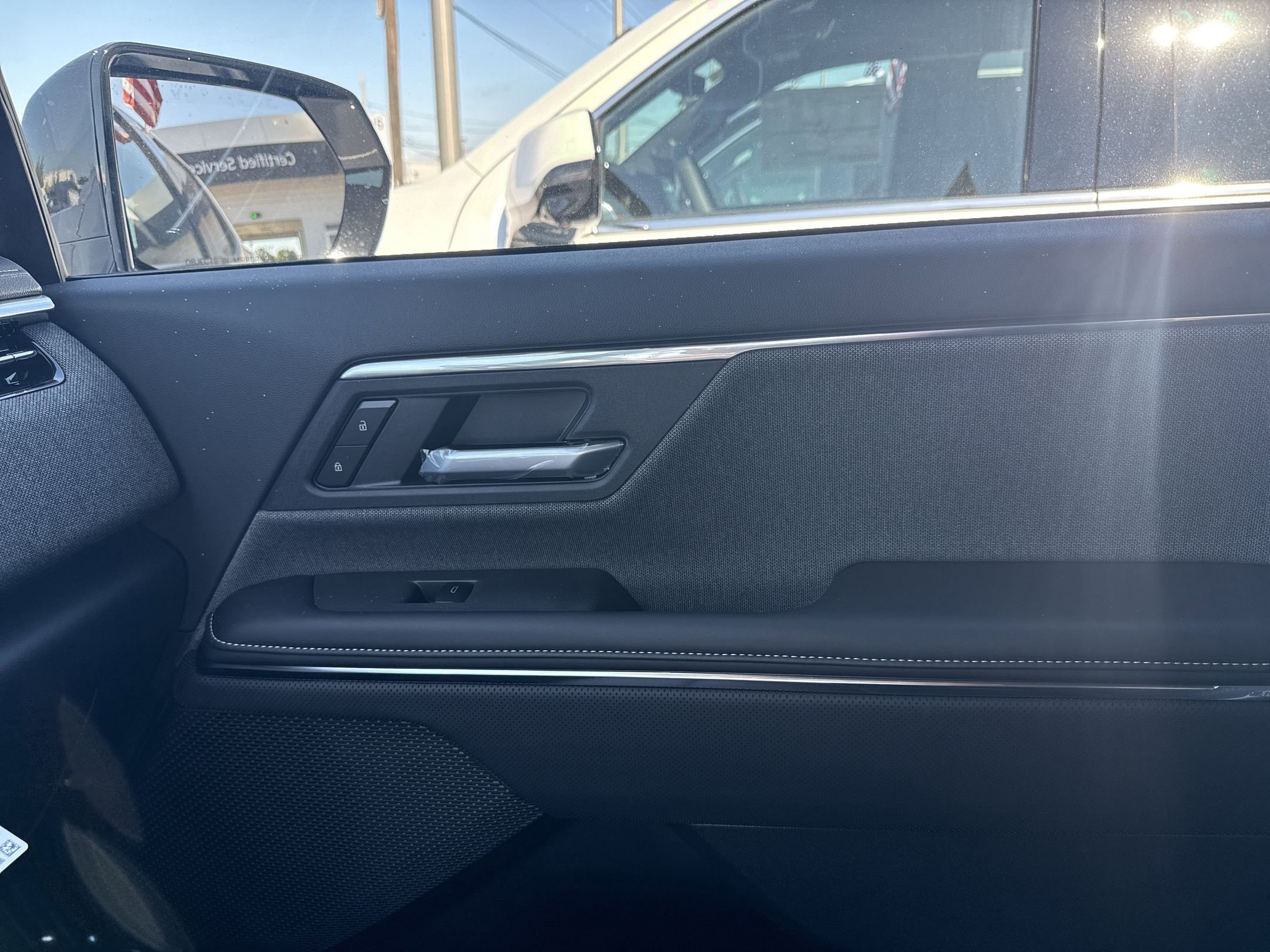 New 2026 GMC Sierra EV Elevation image 22