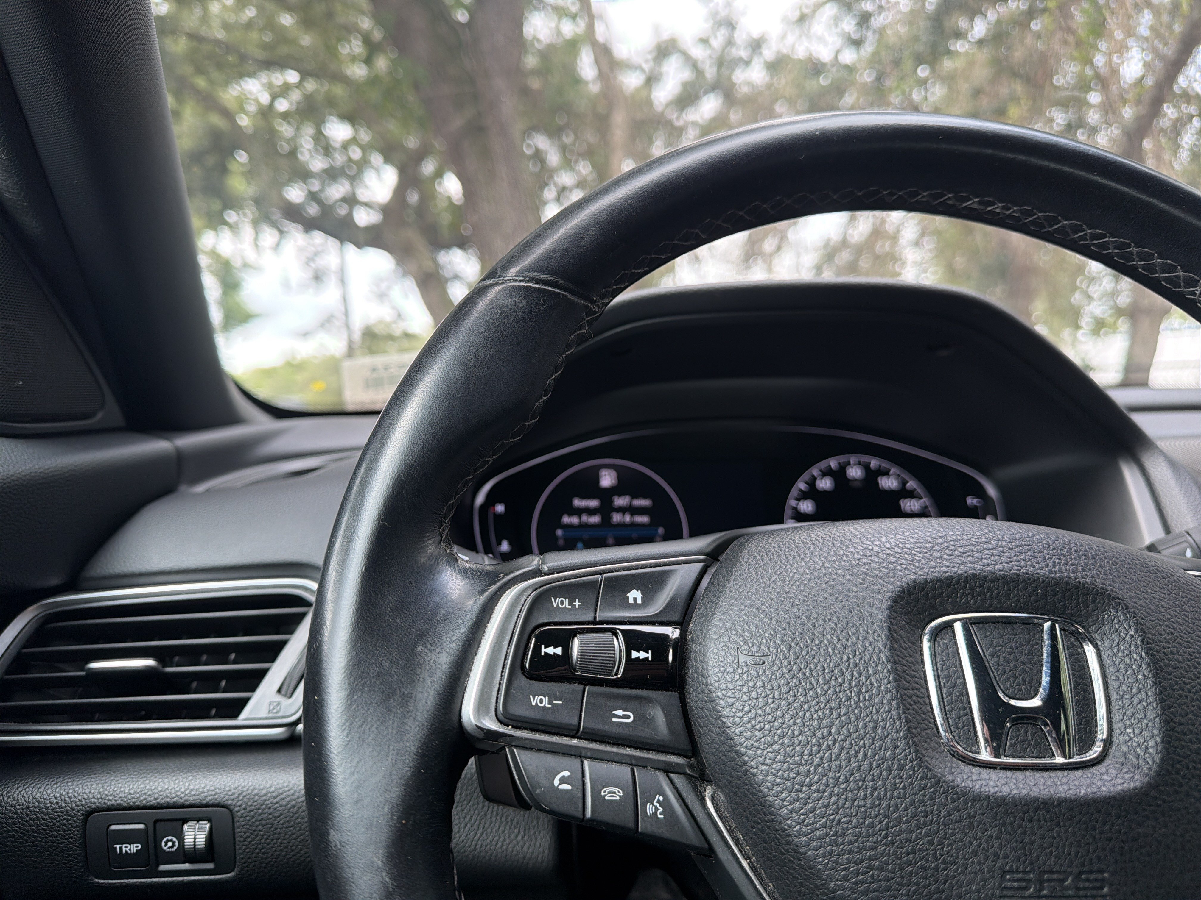 Used 2018 Honda Accord Sport image 18