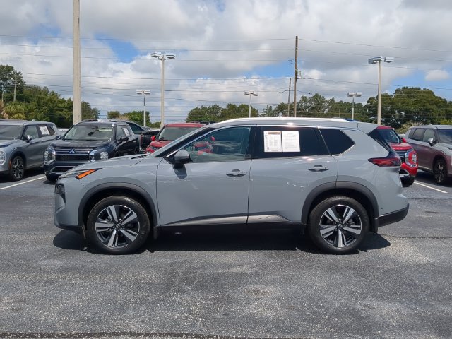Used 2024 Nissan Rogue SL w/ SL Premium Package FWD image 9