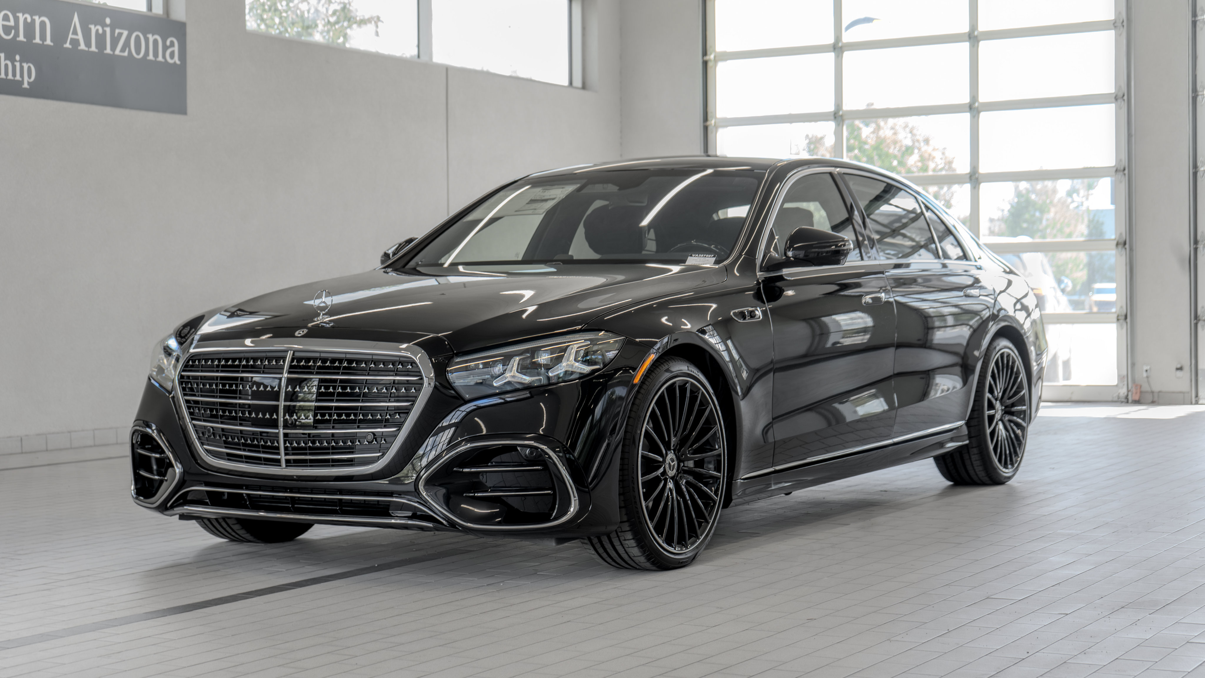 New 2027 Mercedes-Benz S 580 4MATIC Sedan image 25
