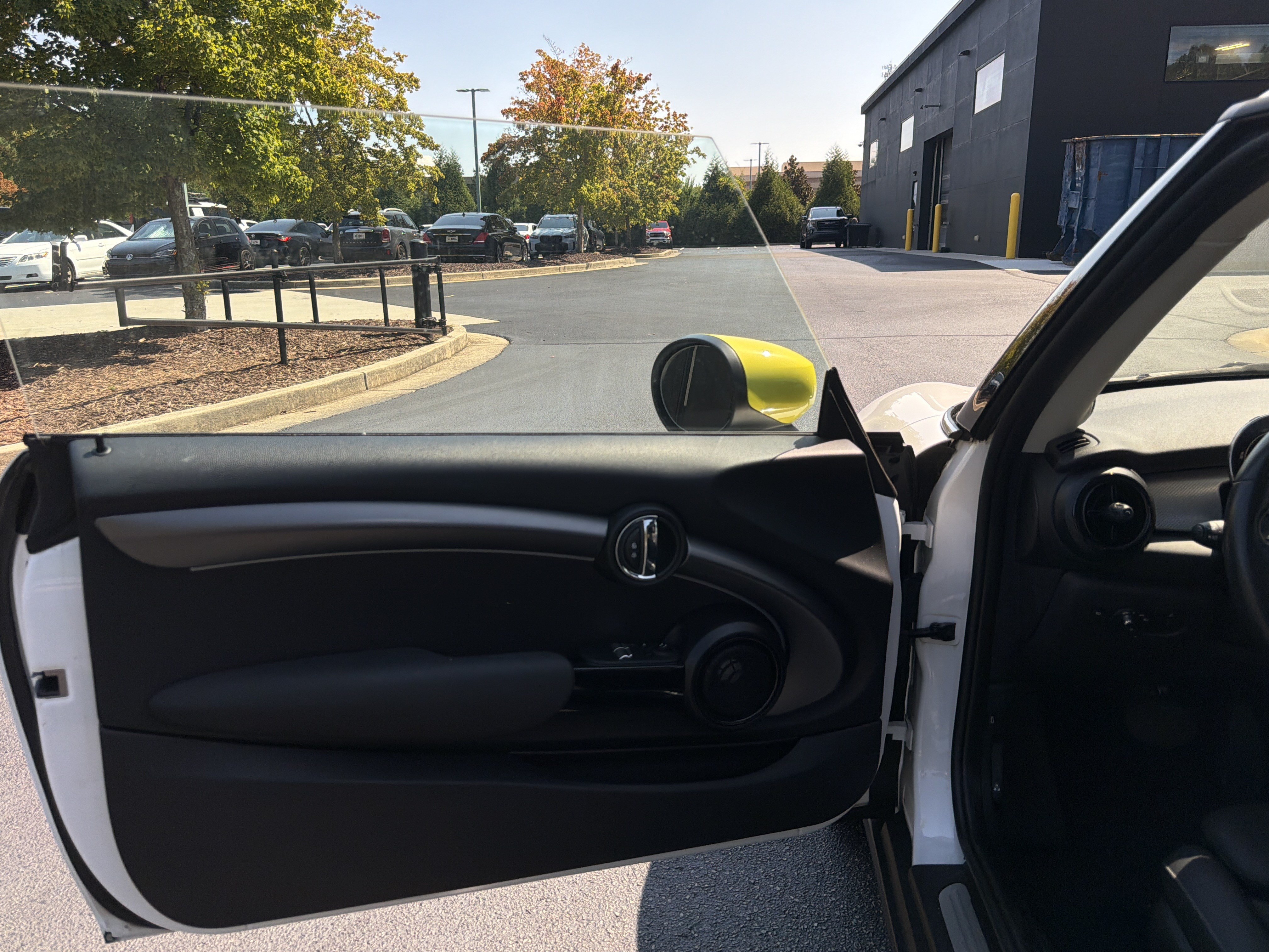 Used 2024 MINI Cooper SE FWD image 16