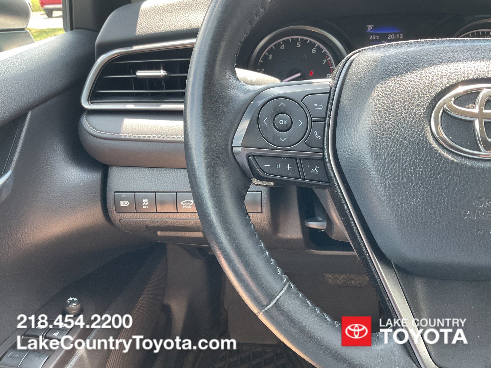 Used 2024 Toyota Camry SE FWD image 22