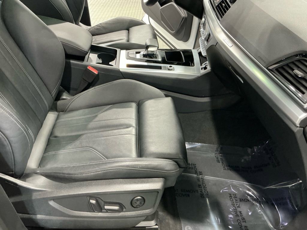 Used 2025 Audi Q5 2.0T Premium image 28