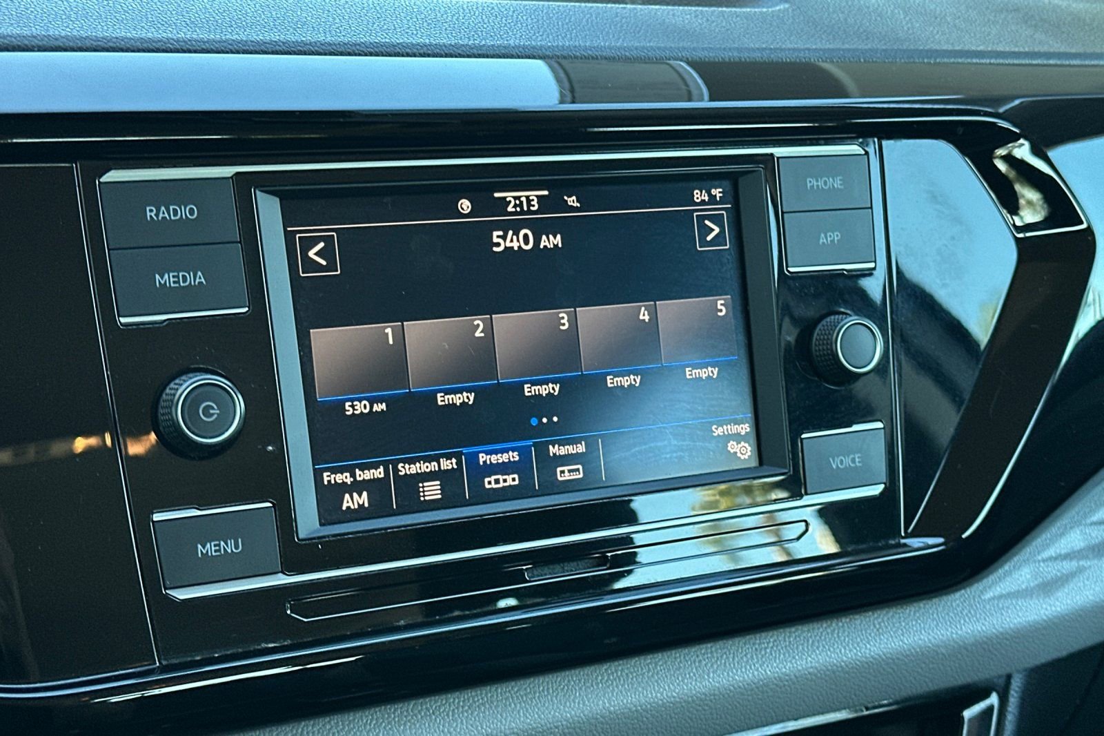 Used 2022 Volkswagen Taos S w/ IQ Drive S Package image 18