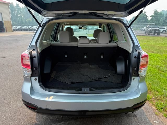 Used 2017 Subaru Forester 2.5i Premium w/ All-Weather Package AWD/4WD image 3
