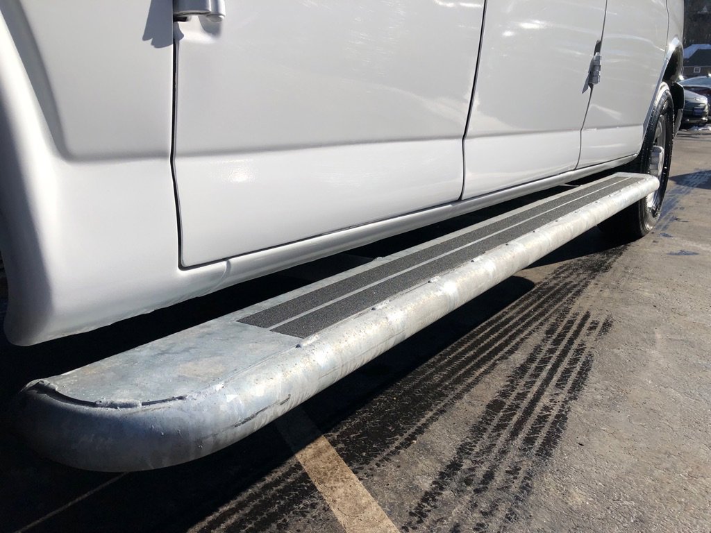 Used 2024 Chevrolet Express 2500 w/ Driver Convenience Package image 14