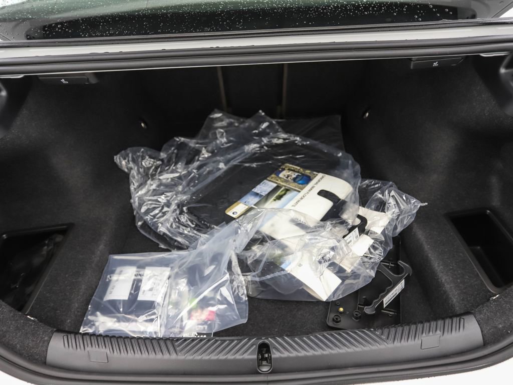 Certified 2025 BMW 530i xDrive w/ Premium Package image 23