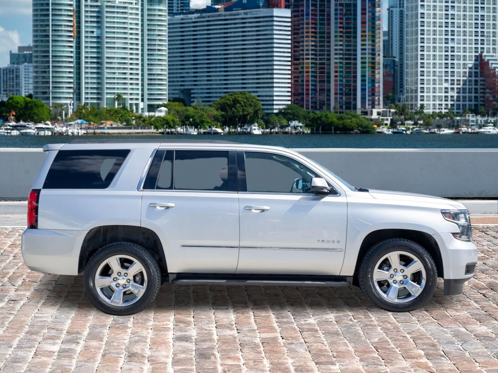 Used 2018 Chevrolet Tahoe LS image 4