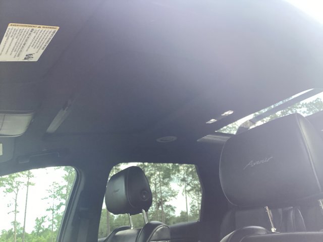 Used 2022 Buick Enclave Avenir w/ Avenir Technology Package image 13