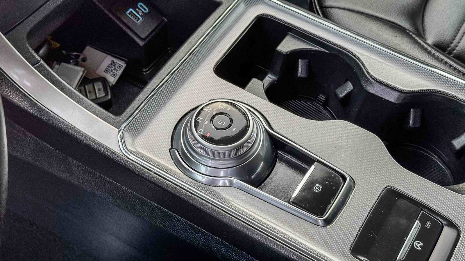 Used 2021 Ford Edge SEL w/ Convenience Package image 18