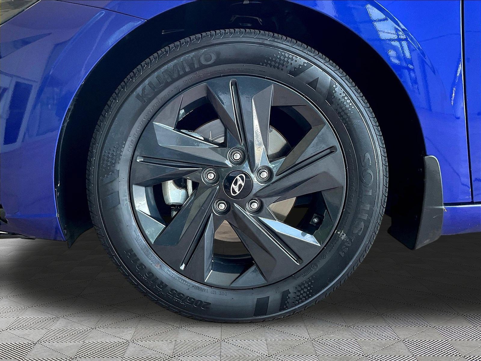 Used 2022 Hyundai Elantra SEL FWD image 30
