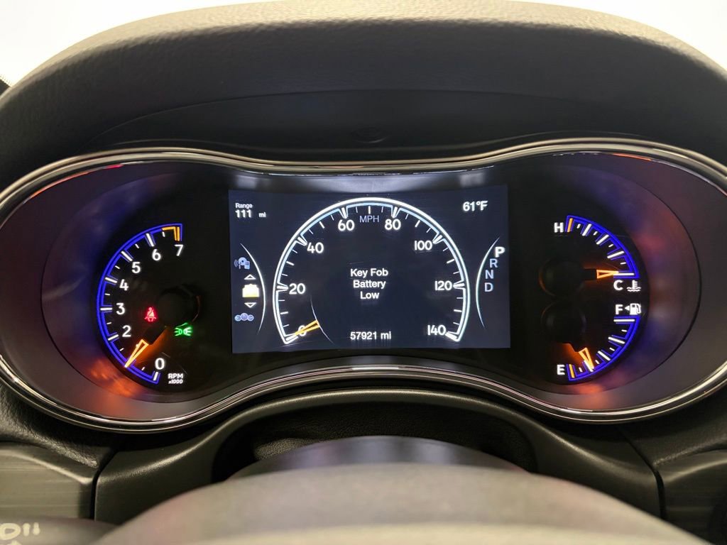 Used 2020 Jeep Grand Cherokee Laredo AWD/4WD image 24