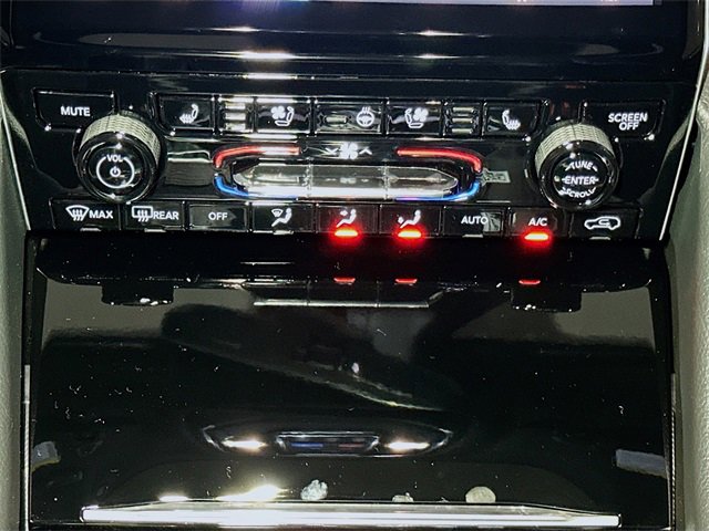 New 2025 Jeep Grand Cherokee L Limited image 10