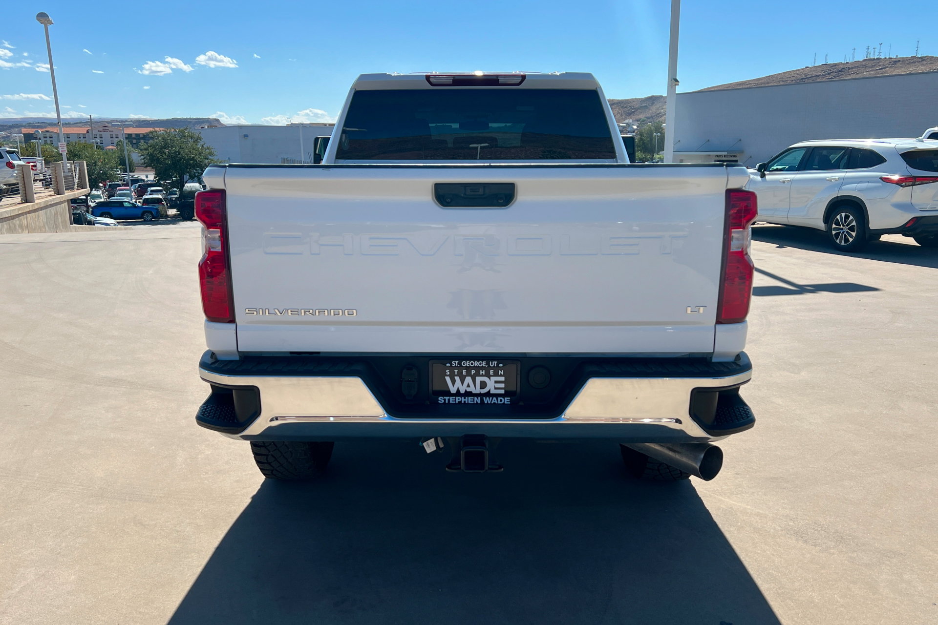 Used 2025 Chevrolet Silverado 2500 LT AWD/4WD image 4